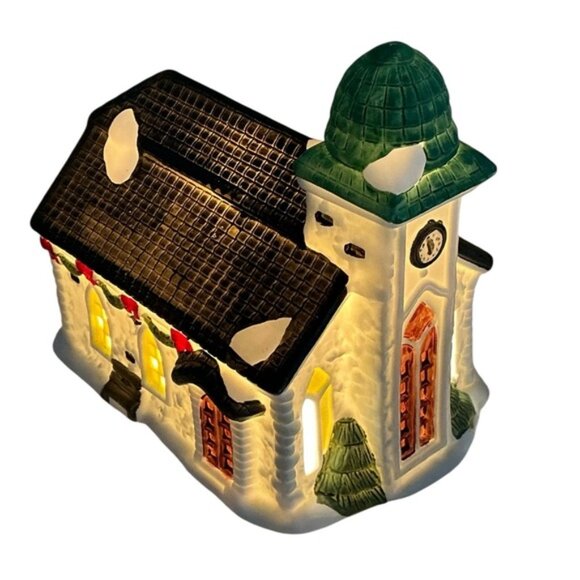 Vintage Village Church St Jude Porcelain Christmas Light Up House Holiday Decor - Picture 6 of 16